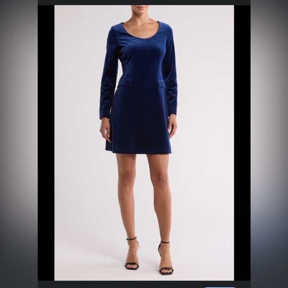 NWT Theory Velvet Long Sleeve Dress size 4 Navy Blue Shift Fitted Open Neck - Picture 1 of 11